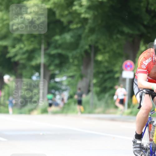 15.06.2025 - 7 Türme Triathlon Yannick Fuchs http://msf.ph/oto/8018931 15.06.2025 13:31:48 Radfahren 234, 327, 582, 665, 708, 986, 988, 990, 1198 meine-sportfotos.de
