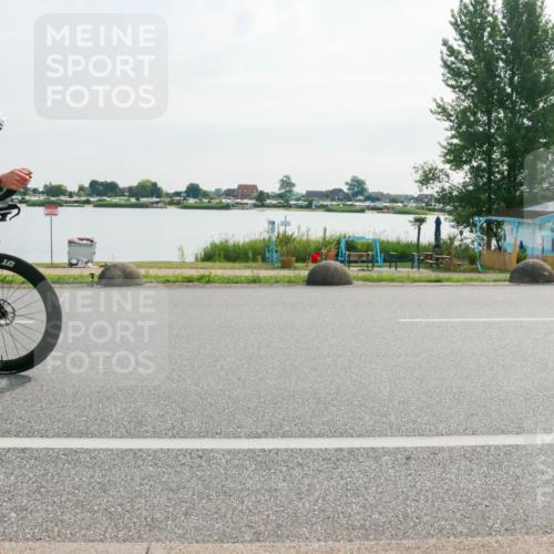 15.06.2025 - 27. Vierlanden-Triathlon H.Heesch http://msf.ph/oto/8018944 15.06.2025 09:35:27 Radfahren 63, 183 meine-sportfotos.de