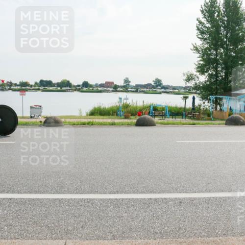 15.06.2025 - 27. Vierlanden-Triathlon H.Heesch http://msf.ph/oto/8019102 15.06.2025 09:36:48 Radfahren 38, 185 meine-sportfotos.de