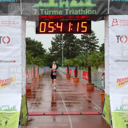 15.06.2025 - 7 Türme Triathlon Michael Strokosch http://msf.ph/oto/8019105 15.06.2025 15:41:14 Ziel 303 meine-sportfotos.de