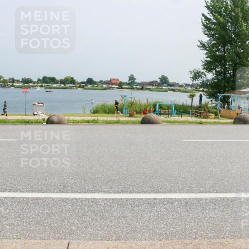 21.06.2025 - 27. Vierlanden-Triathlon H.Heesch http://msf.ph/oto/8019152 15.06.2025 12:00:39 Radfahren 199, 204, 966 meine-sportfotos.de