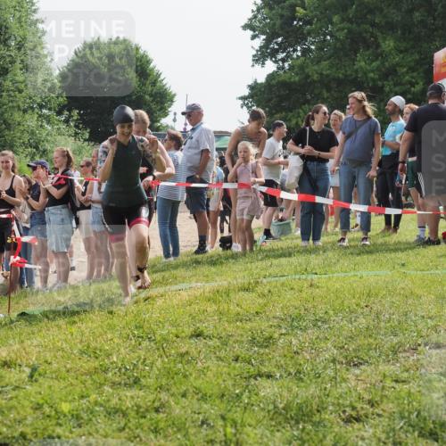 15.06.2025 - 27. Vierlanden-Triathlon KatJ http://msf.ph/oto/8019208 15.06.2025 10:18:34 Schwimmen 495, 533, 535, 621, 628 meine-sportfotos.de