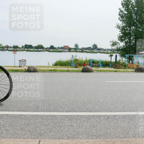 15.06.2025 - 27. Vierlanden-Triathlon H.Heesch http://msf.ph/oto/8019240 15.06.2025 10:22:18 Radfahren 39, 54, 73, 82, 113, 149, 207, 466, 612, 618 meine-sportfotos.de