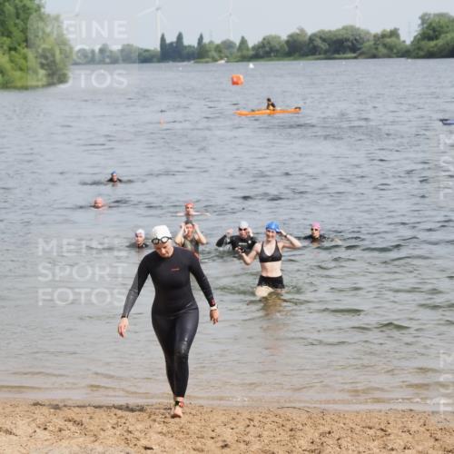 21.06.2025 - 27. Vierlanden-Triathlon MichiJ http://msf.ph/oto/8019248 15.06.2026 10:19:35 Schwimmen 603 meine-sportfotos.de