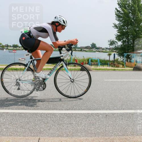 21.06.2025 - 27. Vierlanden-Triathlon H.Heesch http://msf.ph/oto/8019366 15.06.2025 12:00:52 Radfahren 650, 745, 754, 929 meine-sportfotos.de