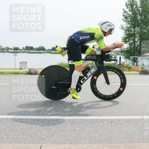 15.06.2025 - 27. Vierlanden-Triathlon H.Heesch http://msf.ph/oto/8019376 15.06.2025 10:22:25 Radfahren 94, 113, 490 meine-sportfotos.de