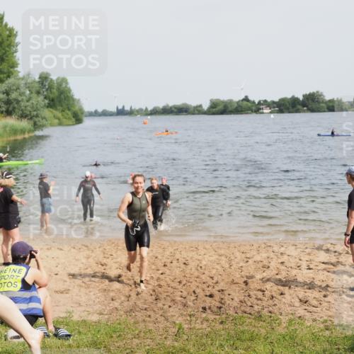 21.06.2025 - 27. Vierlanden-Triathlon MichiJ http://msf.ph/oto/8019380 15.06.2026 10:19:46 Schwimmen 500, 503, 539, 569, 578, 603 meine-sportfotos.de