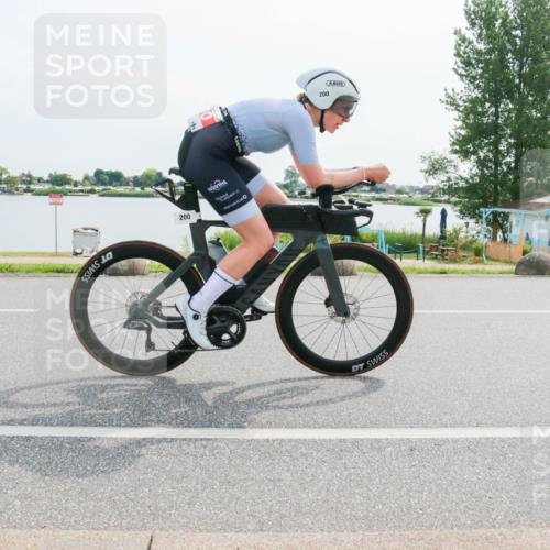 15.06.2025 - 27. Vierlanden-Triathlon H.Heesch http://msf.ph/oto/8019403 15.06.2025 10:22:31 Radfahren 200, 241 meine-sportfotos.de