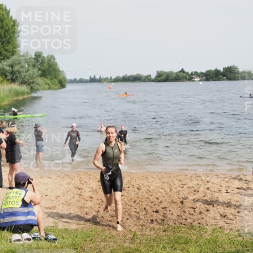 21.06.2025 - 27. Vierlanden-Triathlon MichiJ http://msf.ph/oto/8019404 15.06.2026 10:19:47 Schwimmen 500, 503, 539, 569, 578, 603 meine-sportfotos.de