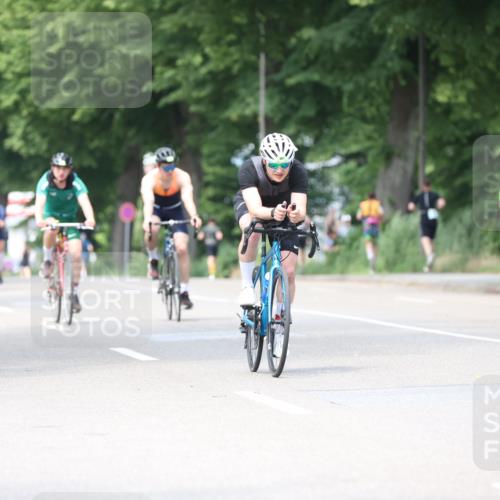 15.06.2025 - 7 Türme Triathlon Yannick Fuchs http://msf.ph/oto/8019415 15.06.2025 13:31:56 Radfahren 298, 327, 665, 784, 1087, 1167 meine-sportfotos.de