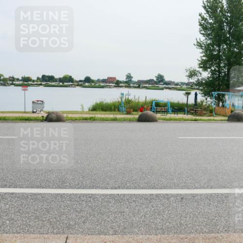 15.06.2025 - 27. Vierlanden-Triathlon H.Heesch http://msf.ph/oto/8019444 15.06.2025 10:22:54 Radfahren 86, 509, 587, 632 meine-sportfotos.de