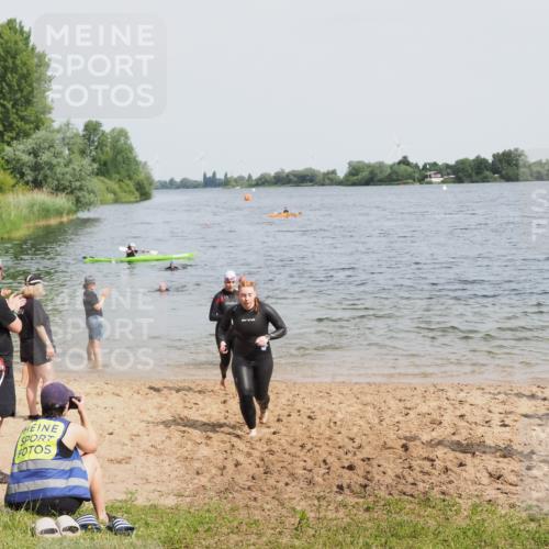 21.06.2025 - 27. Vierlanden-Triathlon MichiJ http://msf.ph/oto/8019476 15.06.2026 10:19:50 Schwimmen 500, 503, 539, 569, 578 meine-sportfotos.de