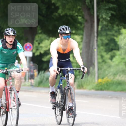 15.06.2025 - 7 Türme Triathlon Yannick Fuchs http://msf.ph/oto/8019504 15.06.2025 13:31:58 Radfahren 298, 784, 1087, 1167, 1169 meine-sportfotos.de