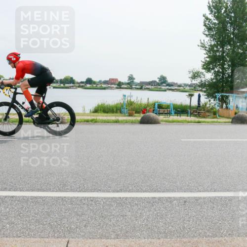 15.06.2025 - 27. Vierlanden-Triathlon H.Heesch http://msf.ph/oto/8019511 15.06.2025 10:23:12 Radfahren 80, 570, 620 meine-sportfotos.de