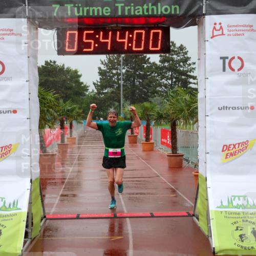 15.06.2025 - 7 Türme Triathlon Michael Strokosch http://msf.ph/oto/8019521 15.06.2025 15:44:00 Ziel 336 meine-sportfotos.de