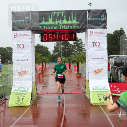 15.06.2025 - 7 Türme Triathlon Michael Strokosch http://msf.ph/oto/8019542 15.06.2025 15:44:01 Ziel 336 meine-sportfotos.de