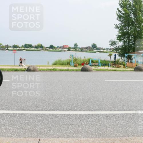 21.06.2025 - 27. Vierlanden-Triathlon H.Heesch http://msf.ph/oto/8019543 15.06.2025 12:02:10 Radfahren  meine-sportfotos.de