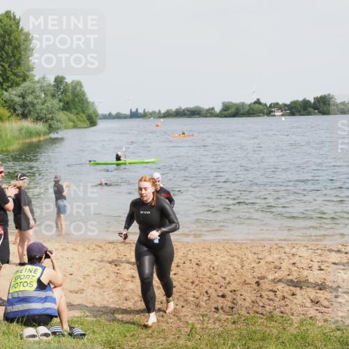 21.06.2025 - 27. Vierlanden-Triathlon MichiJ http://msf.ph/oto/8019566 15.06.2026 10:19:51 Schwimmen 500, 503, 539, 569, 578 meine-sportfotos.de