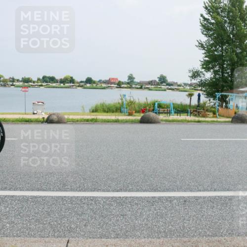 21.06.2025 - 27. Vierlanden-Triathlon H.Heesch http://msf.ph/oto/8019579 15.06.2025 12:02:21 Radfahren 656, 730, 800, 878, 936 meine-sportfotos.de