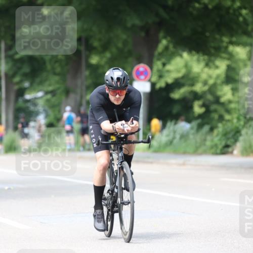 15.06.2025 - 7 Türme Triathlon Yannick Fuchs http://msf.ph/oto/8019612 15.06.2025 13:32:03 Radfahren 298, 579, 1132, 1169 meine-sportfotos.de