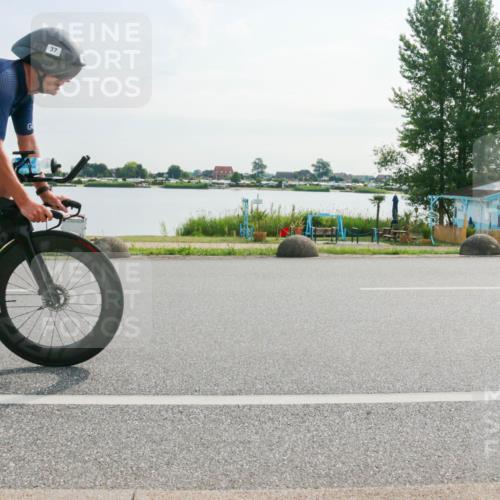15.06.2025 - 27. Vierlanden-Triathlon H.Heesch http://msf.ph/oto/8019629 15.06.2025 09:39:20 Radfahren 37 meine-sportfotos.de
