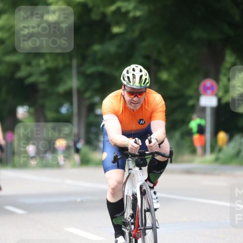 15.06.2025 - 7 Türme Triathlon Yannick Fuchs http://msf.ph/oto/8019665 15.06.2025 13:32:05 Radfahren 298, 579, 1132, 1169 meine-sportfotos.de