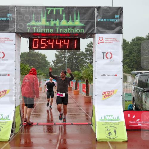 15.06.2025 - 7 Türme Triathlon Michael Strokosch http://msf.ph/oto/8019729 15.06.2025 15:44:41 Ziel 274, 296 meine-sportfotos.de