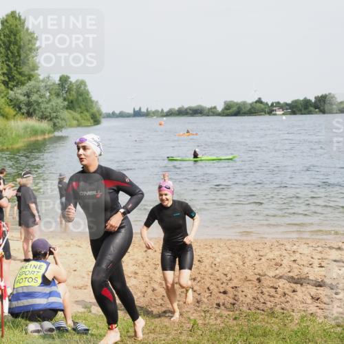 21.06.2025 - 27. Vierlanden-Triathlon MichiJ http://msf.ph/oto/8019747 15.06.2026 10:19:55 Schwimmen 500, 539, 553, 569, 578 meine-sportfotos.de