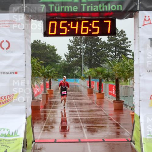 15.06.2025 - 7 Türme Triathlon Michael Strokosch http://msf.ph/oto/8019850 15.06.2025 15:46:57 Ziel 243 meine-sportfotos.de