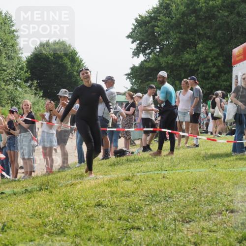 15.06.2025 - 27. Vierlanden-Triathlon KatJ http://msf.ph/oto/8019889 15.06.2025 10:19:43 Schwimmen 503, 539, 603 meine-sportfotos.de