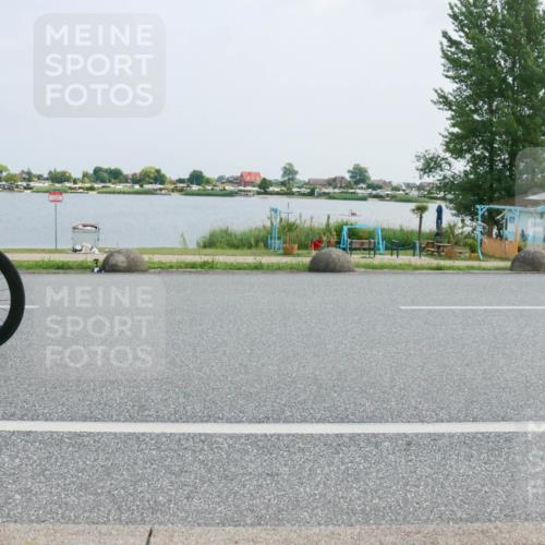 21.06.2025 - 27. Vierlanden-Triathlon H.Heesch http://msf.ph/oto/8019909 15.06.2025 12:03:37 Radfahren 911, 917, 933 meine-sportfotos.de