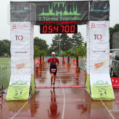 15.06.2025 - 7 Türme Triathlon Michael Strokosch http://msf.ph/oto/8019941 15.06.2025 15:47:00 Ziel 243 meine-sportfotos.de