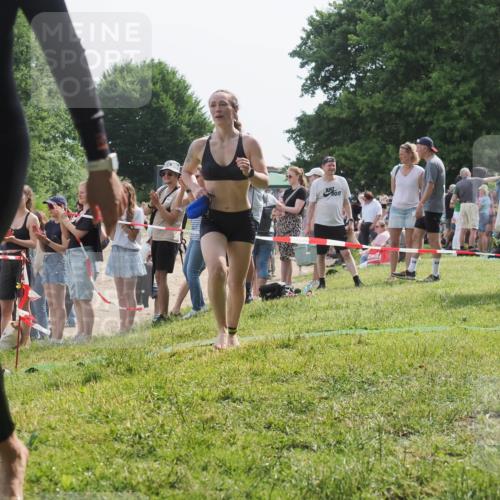15.06.2025 - 27. Vierlanden-Triathlon KatJ http://msf.ph/oto/8019966 15.06.2025 10:19:48 Schwimmen 503, 539, 578, 603 meine-sportfotos.de