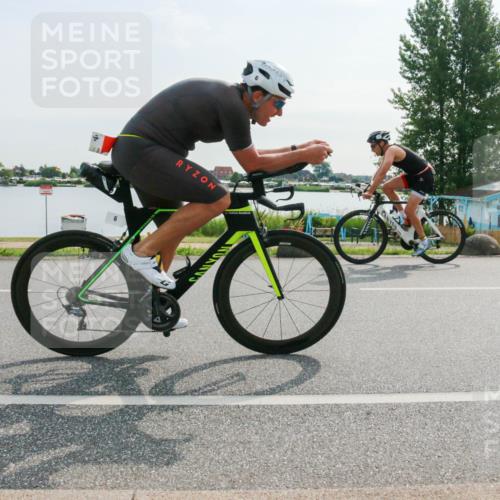 15.06.2025 - 27. Vierlanden-Triathlon H.Heesch http://msf.ph/oto/8019987 15.06.2025 09:42:42 Radfahren 6, 46, 163, 186 meine-sportfotos.de