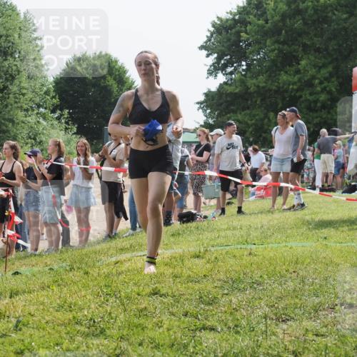 15.06.2025 - 27. Vierlanden-Triathlon KatJ http://msf.ph/oto/8019997 15.06.2025 10:19:48 Schwimmen 503, 539, 578, 603 meine-sportfotos.de