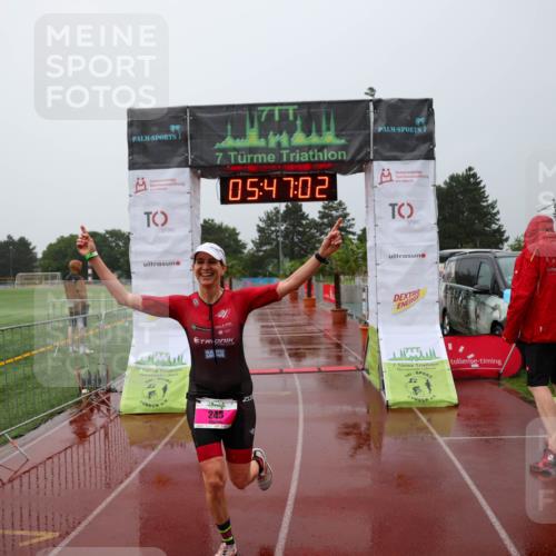 15.06.2025 - 7 Türme Triathlon Michael Strokosch http://msf.ph/oto/8019998 15.06.2025 15:47:01 Ziel 243 meine-sportfotos.de