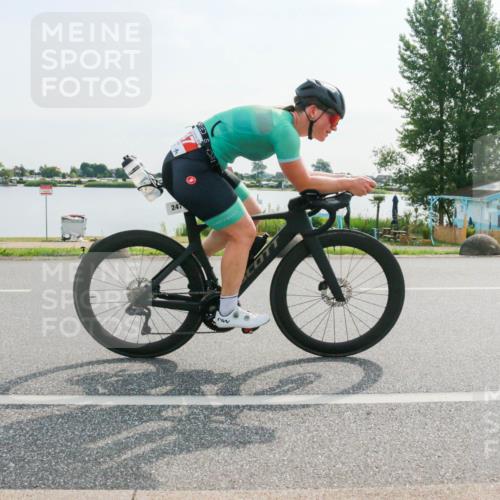 15.06.2025 - 27. Vierlanden-Triathlon H.Heesch http://msf.ph/oto/8020019 15.06.2025 09:42:48 Radfahren 163, 247 meine-sportfotos.de