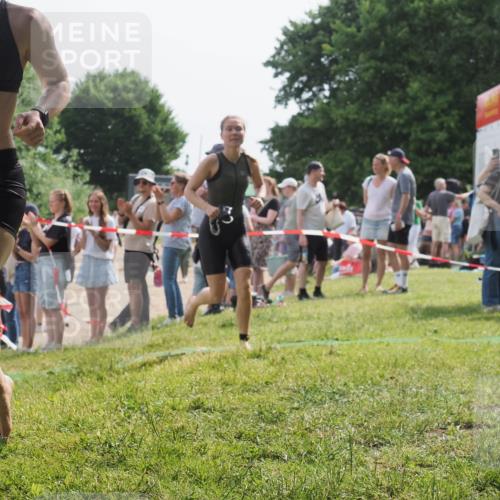 15.06.2025 - 27. Vierlanden-Triathlon KatJ http://msf.ph/oto/8020038 15.06.2025 10:19:49 Schwimmen 500, 503, 539, 578, 603 meine-sportfotos.de