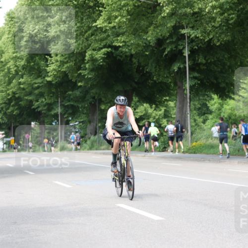 15.06.2025 - 7 Türme Triathlon Yannick Fuchs http://msf.ph/oto/8020041 15.06.2025 13:32:07 Radfahren 579, 1132, 1169 meine-sportfotos.de