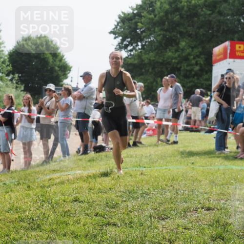 15.06.2025 - 27. Vierlanden-Triathlon KatJ http://msf.ph/oto/8020077 15.06.2025 10:19:50 Schwimmen 500, 503, 539, 569, 578, 603 meine-sportfotos.de