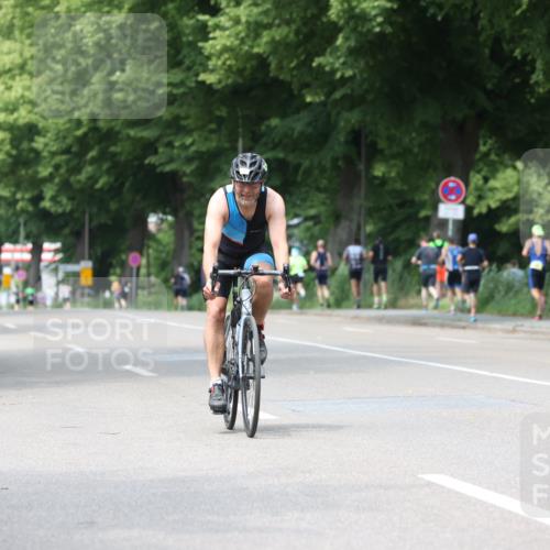 15.06.2025 - 7 Türme Triathlon Yannick Fuchs http://msf.ph/oto/8020128 15.06.2025 13:32:17 Radfahren  meine-sportfotos.de