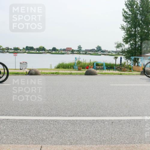 15.06.2025 - 27. Vierlanden-Triathlon H.Heesch http://msf.ph/oto/8020188 15.06.2025 10:25:49 Radfahren 214, 477, 621, 626, 634 meine-sportfotos.de