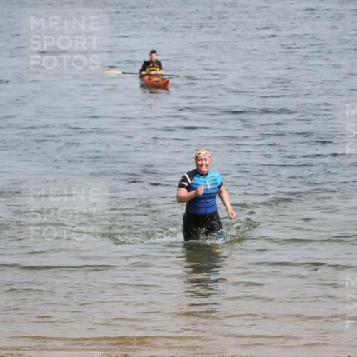21.06.2025 - 27. Vierlanden-Triathlon MichiJ http://msf.ph/oto/8020198 15.06.2026 10:21:52 Schwimmen 538 meine-sportfotos.de