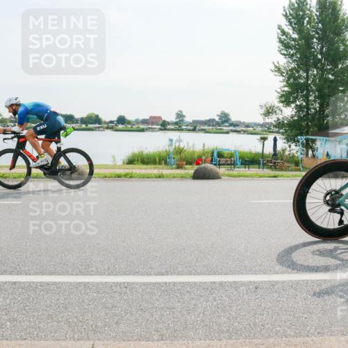 15.06.2025 - 27. Vierlanden-Triathlon H.Heesch http://msf.ph/oto/8020208 15.06.2025 09:44:18 Radfahren 41, 113, 168 meine-sportfotos.de