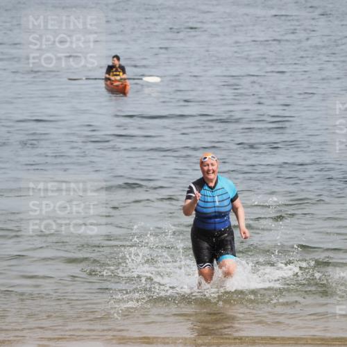 21.06.2025 - 27. Vierlanden-Triathlon MichiJ http://msf.ph/oto/8020239 15.06.2026 10:21:54 Schwimmen 538 meine-sportfotos.de