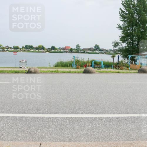 21.06.2025 - 27. Vierlanden-Triathlon H.Heesch http://msf.ph/oto/8020298 15.06.2025 12:04:05 Radfahren 653, 735, 764, 775, 858, 956 meine-sportfotos.de
