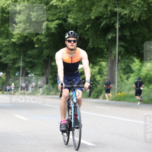 15.06.2025 - 7 Türme Triathlon Yannick Fuchs http://msf.ph/oto/8020326 15.06.2025 13:32:35 Radfahren 367, 515, 644 meine-sportfotos.de