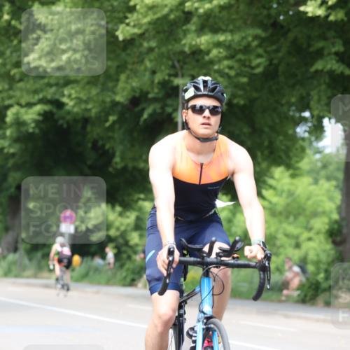 15.06.2025 - 7 Türme Triathlon Yannick Fuchs http://msf.ph/oto/8020333 15.06.2025 13:32:35 Radfahren 367, 515, 644 meine-sportfotos.de