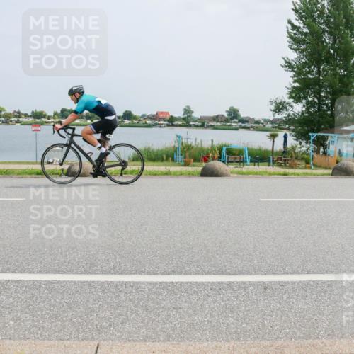 21.06.2025 - 27. Vierlanden-Triathlon H.Heesch http://msf.ph/oto/8020375 15.06.2025 12:04:06 Radfahren 653, 735, 764, 775, 858, 956 meine-sportfotos.de
