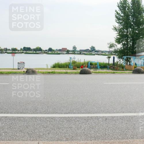 15.06.2025 - 27. Vierlanden-Triathlon H.Heesch http://msf.ph/oto/8020461 15.06.2025 09:46:53 Radfahren 36, 82, 126, 149 meine-sportfotos.de